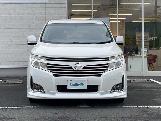 日産 エルグランド 250HWS アーバンクロム 静岡県 2012(平24)年 13.9万km ブリリアントホワイトパール 純正ナビ/AM/FM/TV/BT/CD/全方位カメラ/後席オットマン/両側パワースライドドア/純正18インチアルミ/後席サンシェード/カーテンエアバック/ステアリングスイッチ