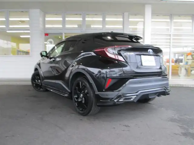トヨタ Ｃ－ＨＲ G モード ネロ 千葉県 2019(平31)年 5.6万km ブラックマイカ モデリスタフルエアロ/純正9型SDナビ、フルセグTV/バックカメラ/純正オーディオ【DVD/CD/BT/SD】/Toyota Safety Sense　P/LEDヘッドライト&LEDフォグ/レーダークルーズコントロール/レーンキープアシスト/ブラインドスポットモニター/クリアランスソナー/ハーフレザーシート/前席シートヒーター/AC100V/社外前方ドライブレコーダー/ビルトインETC/スペアキー/取扱説明書/ナビ取扱説明書/新車時保証書/整備記録簿(R2/R3/R6)