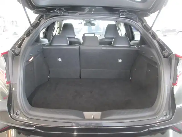 トヨタ Ｃ－ＨＲ G モード ネロ 千葉県 2019(平31)年 5.6万km ブラックマイカ モデリスタフルエアロ/純正9型SDナビ、フルセグTV/バックカメラ/純正オーディオ【DVD/CD/BT/SD】/Toyota Safety Sense　P/LEDヘッドライト&LEDフォグ/レーダークルーズコントロール/レーンキープアシスト/ブラインドスポットモニター/クリアランスソナー/ハーフレザーシート/前席シートヒーター/AC100V/社外前方ドライブレコーダー/ビルトインETC/スペアキー/取扱説明書/ナビ取扱説明書/新車時保証書/整備記録簿(R2/R3/R6)