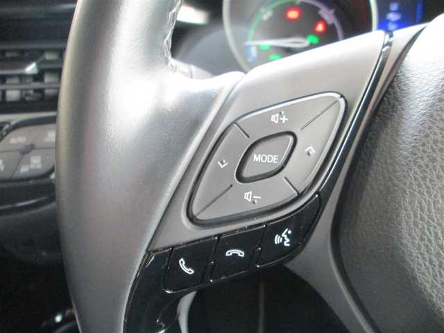 トヨタ Ｃ－ＨＲ G モード ネロ 千葉県 2019(平31)年 5.6万km ブラックマイカ モデリスタフルエアロ/純正9型SDナビ、フルセグTV/バックカメラ/純正オーディオ【DVD/CD/BT/SD】/Toyota Safety Sense　P/LEDヘッドライト&LEDフォグ/レーダークルーズコントロール/レーンキープアシスト/ブラインドスポットモニター/クリアランスソナー/ハーフレザーシート/前席シートヒーター/AC100V/社外前方ドライブレコーダー/ビルトインETC/スペアキー/取扱説明書/ナビ取扱説明書/新車時保証書/整備記録簿(R2/R3/R6)