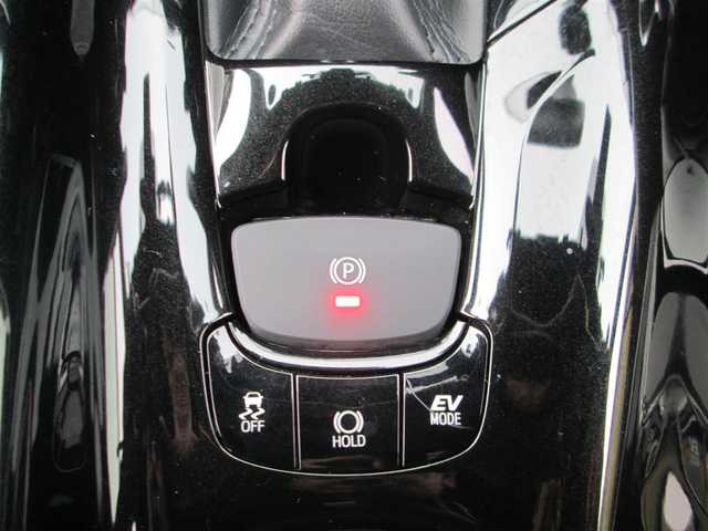 トヨタ Ｃ－ＨＲ G モード ネロ 千葉県 2019(平31)年 5.6万km ブラックマイカ モデリスタフルエアロ/純正9型SDナビ、フルセグTV/バックカメラ/純正オーディオ【DVD/CD/BT/SD】/Toyota Safety Sense　P/LEDヘッドライト&LEDフォグ/レーダークルーズコントロール/レーンキープアシスト/ブラインドスポットモニター/クリアランスソナー/ハーフレザーシート/前席シートヒーター/AC100V/社外前方ドライブレコーダー/ビルトインETC/スペアキー/取扱説明書/ナビ取扱説明書/新車時保証書/整備記録簿(R2/R3/R6)