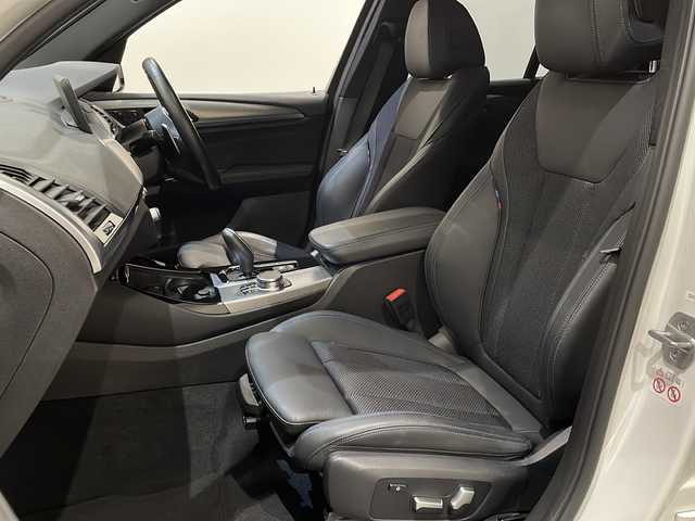 ＢＭＷ Ｘ３ xDrive20d Mスポーツ 新潟県 2020(令2)年 2.3万km アルピンホワイト トップ・ビューカメラ/ドライビングアシストプラス/アダプティブクルーズコントロール/ヘッドアップディスプレイ/HDDナビゲーション/(CD/DVD/Bluetooth/USB/フルセグTV)/パドルシフト/LEDヘッドライト/アダプティブヘッドライト/インテリジェントセーフティ/衝突警告システム/歩行者警告システム/レーンキープアシスト/ステアリングサポート/車線変更警告システム/側面衝突警告/パーキングアシスト/ダイナミック・スタビリティ・コントロール/パワーシート/ETC/ドライブレコーダー/ワイヤレス充電
