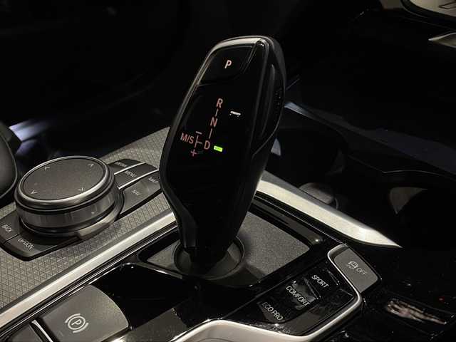 ＢＭＷ Ｘ３ xDrive20d Mスポーツ 新潟県 2020(令2)年 2.3万km アルピンホワイト トップ・ビューカメラ/ドライビングアシストプラス/アダプティブクルーズコントロール/ヘッドアップディスプレイ/HDDナビゲーション/(CD/DVD/Bluetooth/USB/フルセグTV)/パドルシフト/LEDヘッドライト/アダプティブヘッドライト/インテリジェントセーフティ/衝突警告システム/歩行者警告システム/レーンキープアシスト/ステアリングサポート/車線変更警告システム/側面衝突警告/パーキングアシスト/ダイナミック・スタビリティ・コントロール/パワーシート/ETC/ドライブレコーダー/ワイヤレス充電