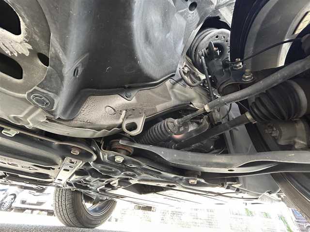 日産 リーフ X 長野県 2016(平28)年 3.7万km スーパーブラック ディーラーナビ/　【AM・FM/DISC/Bluetooth/TV/AUX】/バックカメラ/ステアリングヒーター/運転席・助手席シートヒーター/クルーズコントロール/横滑り防止システム/衝突軽減防止システム/ETC