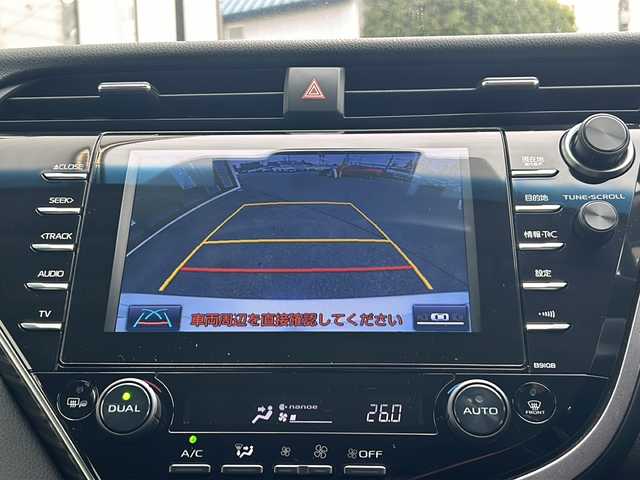 トヨタ カムリ G 山形県 2017(平29)年 6.3万km プラチナホワイトパールマイカ 純正ナビ/（AM/FM/フルセグ/BT）/バックカメラ/クルーズコントロール（追従有）/レザーシート/パワーシート/ステアリングスイッチ/AC100V/集中ドアロック/オートＬＥＤヘッドライト/オートマチックハイビーム/スポーツモード/ビルトインＥＴＣ/スマートキー/横滑り防止装置/衝突被害軽減システム/レーンキープアシスト/電動パーキング