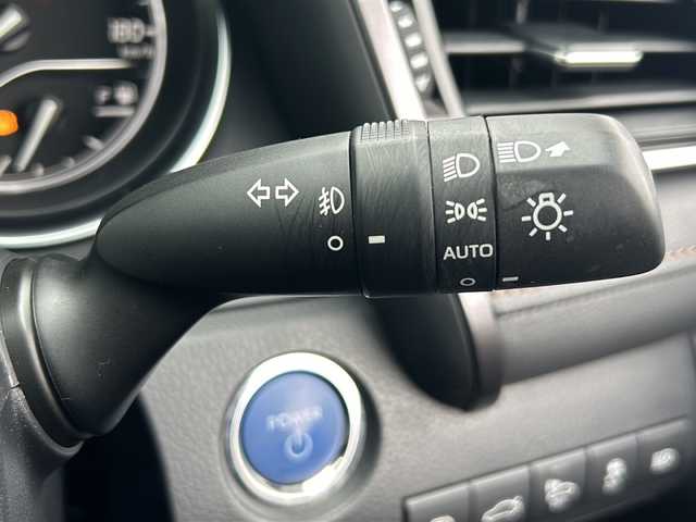 トヨタ カムリ G 山形県 2017(平29)年 6.3万km プラチナホワイトパールマイカ 純正ナビ/（AM/FM/フルセグ/BT）/バックカメラ/クルーズコントロール（追従有）/レザーシート/パワーシート/ステアリングスイッチ/AC100V/集中ドアロック/オートＬＥＤヘッドライト/オートマチックハイビーム/スポーツモード/ビルトインＥＴＣ/スマートキー/横滑り防止装置/衝突被害軽減システム/レーンキープアシスト/電動パーキング