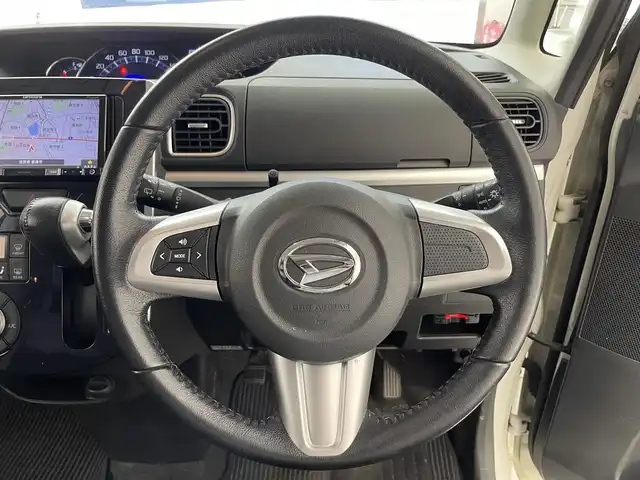 ダイハツ タント カスタム RS トップED SAⅡ 滋賀県 2016(平28)年 5.7万km パールホワイトⅢ 純正ナビ/Bluetooth/CD/DVD/フルセグTV/バックカメラ/両側電動スライドドア/ハーフレザー/ステアリングリモコン/アイドリングストップ/純正LEDヘッドライト/純正15インチアルミホイール/オートライト/スマートキー/スペアキー/ETC