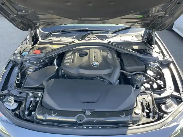 ＢＭＷ ４２０ｉ グランクーペ Mスポーツ 群馬県 2017(平29)年 7.7万km ミネラルグレー ワンオーナー　/純正９インチメモリーナビ　/バックカメラ　/フルセグ　/茶レザーシート　/前席シートヒーター　/ツインパワーターボ　/前席パワーシート　/木目調内装　/社外マフラー　/パドルシフト　/ＡＨＢ　/純正１９型ＡＷ/Bluetooth/LEDフォグランプ/アダプティブクルーズコントロール/シートセットポジションメモリー/アイドリングストップ/純正19インチアルミホイール/純正ETC/オートワイパー/BMWコネクティッドドライブ/本革ステアリング/純正フロアマット/AHB/電動格納ミラー/パワーステアリング/スマートキー