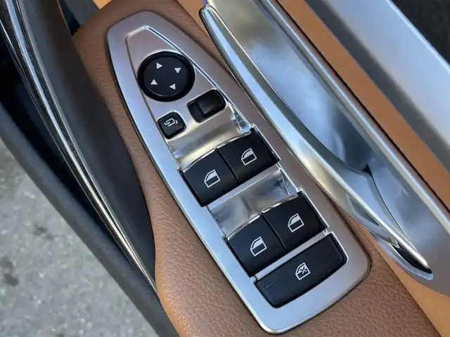 ＢＭＷ ４２０ｉ グランクーペ Mスポーツ 群馬県 2017(平29)年 7.7万km ミネラルグレー ワンオーナー　/純正９インチメモリーナビ　/バックカメラ　/フルセグ　/茶レザーシート　/前席シートヒーター　/ツインパワーターボ　/前席パワーシート　/木目調内装　/社外マフラー　/パドルシフト　/ＡＨＢ　/純正１９型ＡＷ/Bluetooth/LEDフォグランプ/アダプティブクルーズコントロール/シートセットポジションメモリー/アイドリングストップ/純正19インチアルミホイール/純正ETC/オートワイパー/BMWコネクティッドドライブ/本革ステアリング/純正フロアマット/AHB/電動格納ミラー/パワーステアリング/スマートキー