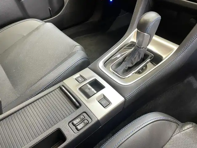 スバル レヴォーグ 1．6GT－S アイサイト 岩手県 2015(平27)年 10.5万km ラピスブルーP ４WD/ビルシュタインダンパー/本革シート/アイサイトVer.3/アドバンスドセイフティパッケージ/プリクラッシュブレーキ/全車速追従機能付きクルーズコントロール/アクティブレーンキープ/AT誤発進抑制制御/先行車発信お知らせ機能/スバルリヤビークルディテクション/ハイビームアシスト/サイドビューモニター/横滑り防止装置/アイドリングストップ/パドルシフト/パワーシート/シートヒーター/純正ナビ/フルセグTV/バックカメラ/ETC/エンジンスターター/LEDヘッドランプ/フロント・リヤフォグランプ/純正アルミホイール積み込みあり