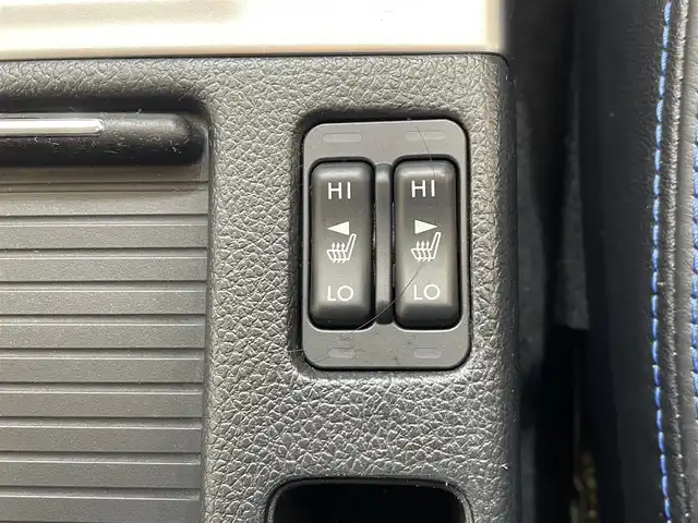 スバル レヴォーグ 1．6GT－S アイサイト 岩手県 2015(平27)年 10.5万km ラピスブルーP ４WD/ビルシュタインダンパー/本革シート/アイサイトVer.3/アドバンスドセイフティパッケージ/プリクラッシュブレーキ/全車速追従機能付きクルーズコントロール/アクティブレーンキープ/AT誤発進抑制制御/先行車発信お知らせ機能/スバルリヤビークルディテクション/ハイビームアシスト/サイドビューモニター/横滑り防止装置/アイドリングストップ/パドルシフト/パワーシート/シートヒーター/純正ナビ/フルセグTV/バックカメラ/ETC/エンジンスターター/LEDヘッドランプ/フロント・リヤフォグランプ/純正アルミホイール積み込みあり