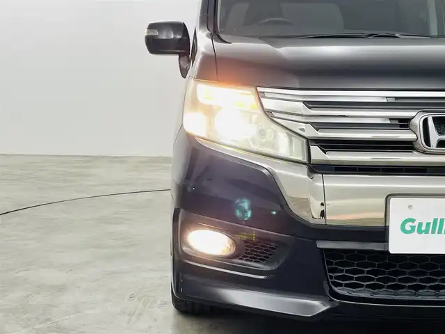 ホンダ ステップワゴン スパーダ Z クールスピリット 福島県 2013(平25)年 5万km プレミアムスパークルブラックパール 社外ナビ（MDV-737DT）/・フルセグTV/・BT.CD/DVD.USB.AM/FM/バックカメラ/両側パワースライドドア/ETC/革巻きステアリング/パドルシフト/純正AW/スマートキー/HIDヘッドライト/純正フロアマット/ドアバイザー/ウィンカーミラー/電動格納ミラー