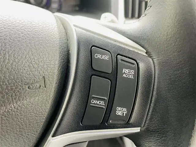 ホンダ ステップワゴン スパーダ Z クールスピリット 福島県 2013(平25)年 5万km プレミアムスパークルブラックパール 社外ナビ（MDV-737DT）/・フルセグTV/・BT.CD/DVD.USB.AM/FM/バックカメラ/両側パワースライドドア/ETC/革巻きステアリング/パドルシフト/純正AW/スマートキー/HIDヘッドライト/純正フロアマット/ドアバイザー/ウィンカーミラー/電動格納ミラー