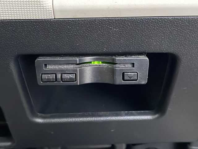 ダイハツ ムーヴ キャンバス G SA Ⅱ 新潟県 2017(平29)年 9.4万km パールホワイトⅢ/ナチュラルベージュマイカメタリック 2トーン 4WD/純正SDナビ(NSZN-X67D)/CD/DVD/BT/フルセグテレビ/バックカメラ/ETC/ドライブレコーダー/衝突被害軽減ブレーキ/レーンキープアシスト/両側パワースライドドア/ベンチシート/運転席シートヒーター /ステアリングスイッチ/スマートキー/プッシュスタート/LEDヘッドライト/オートライト/14インチ冬タイヤ車載