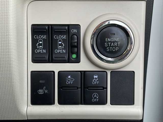 ダイハツ ムーヴ キャンバス G SA Ⅱ 新潟県 2017(平29)年 9.4万km パールホワイトⅢ/ナチュラルベージュマイカメタリック 2トーン 4WD/純正SDナビ(NSZN-X67D)/CD/DVD/BT/フルセグテレビ/バックカメラ/ETC/ドライブレコーダー/衝突被害軽減ブレーキ/レーンキープアシスト/両側パワースライドドア/ベンチシート/運転席シートヒーター /ステアリングスイッチ/スマートキー/プッシュスタート/LEDヘッドライト/オートライト/14インチ冬タイヤ車載