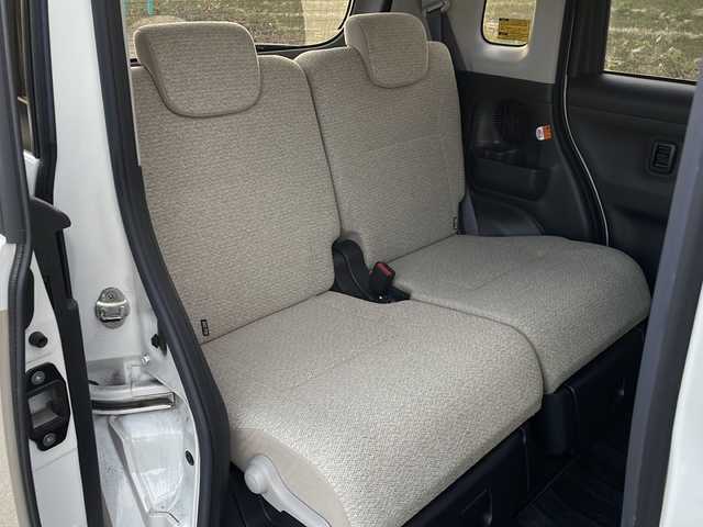 ダイハツ ムーヴ キャンバス G SA Ⅱ 新潟県 2017(平29)年 9.4万km パールホワイトⅢ/ナチュラルベージュマイカメタリック 2トーン 4WD/純正SDナビ(NSZN-X67D)/CD/DVD/BT/フルセグテレビ/バックカメラ/ETC/ドライブレコーダー/衝突被害軽減ブレーキ/レーンキープアシスト/両側パワースライドドア/ベンチシート/運転席シートヒーター /ステアリングスイッチ/スマートキー/プッシュスタート/LEDヘッドライト/オートライト/14インチ冬タイヤ車載