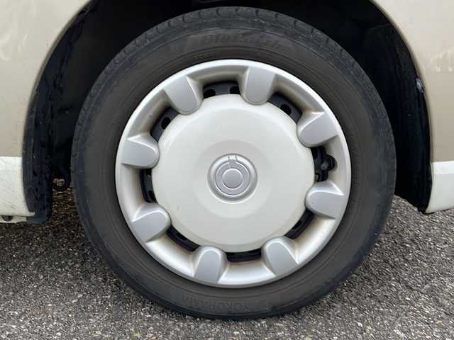 ダイハツ ムーヴ キャンバス G SA Ⅱ 新潟県 2017(平29)年 9.4万km パールホワイトⅢ/ナチュラルベージュマイカメタリック 2トーン 4WD/純正SDナビ(NSZN-X67D)/CD/DVD/BT/フルセグテレビ/バックカメラ/ETC/ドライブレコーダー/衝突被害軽減ブレーキ/レーンキープアシスト/両側パワースライドドア/ベンチシート/運転席シートヒーター /ステアリングスイッチ/スマートキー/プッシュスタート/LEDヘッドライト/オートライト/14インチ冬タイヤ車載