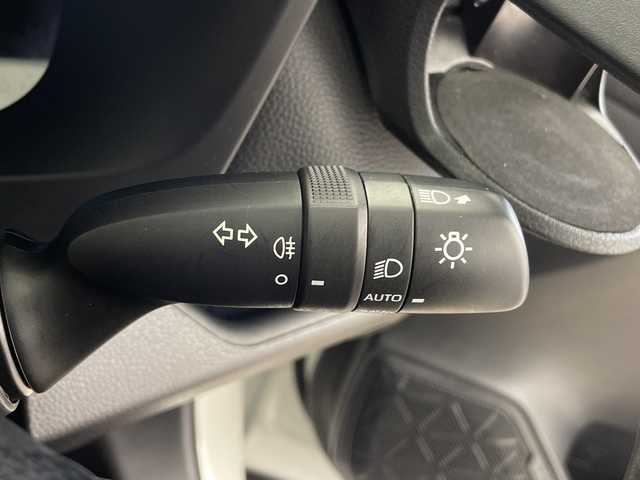 トヨタ ＲＡＶ４ ＰＨＶ ブラックトーン 鹿児島県 2021(令3)年 4.2万km アティチュードブラックマイカ/ホワイトパールクリスタルシャイン 純正ディスプレイオーディオ（ナビキット付き）/パノラミックビューモニター/パノラマムーンルーフ/デジタルインナーミラー/モデリスタエアロ（フロント）/TRDエアロ（サイド、リア）/パワーバックドア/シートメモリー/ETC/ブラインドスポットモニター/D/N席シートヒーター/エアシート/Toyota Safety Sense/・プリクラッシュセーフティー/・レーントレーシングアシスト/・レーダークルーズコントロール/・オートマチックハイビーム/・ロードサインアシスト/盗難防止装置/純正19インチAW/スマートキー