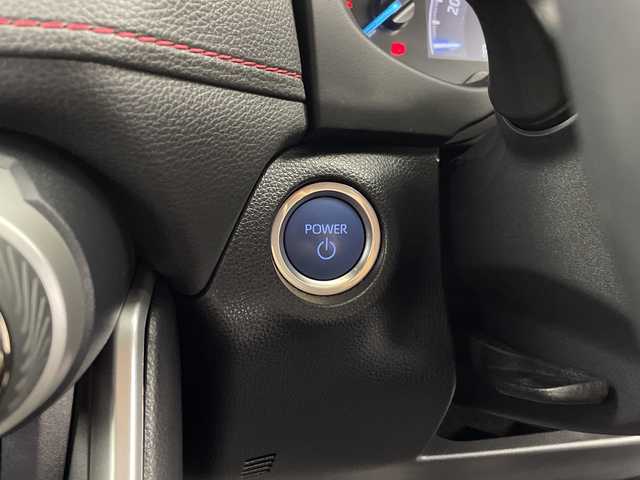 トヨタ ＲＡＶ４ ＰＨＶ ブラックトーン 鹿児島県 2021(令3)年 4.2万km アティチュードブラックマイカ/ホワイトパールクリスタルシャイン 純正ディスプレイオーディオ（ナビキット付き）/パノラミックビューモニター/パノラマムーンルーフ/デジタルインナーミラー/モデリスタエアロ（フロント）/TRDエアロ（サイド、リア）/パワーバックドア/シートメモリー/ETC/ブラインドスポットモニター/D/N席シートヒーター/エアシート/Toyota Safety Sense/・プリクラッシュセーフティー/・レーントレーシングアシスト/・レーダークルーズコントロール/・オートマチックハイビーム/・ロードサインアシスト/盗難防止装置/純正19インチAW/スマートキー