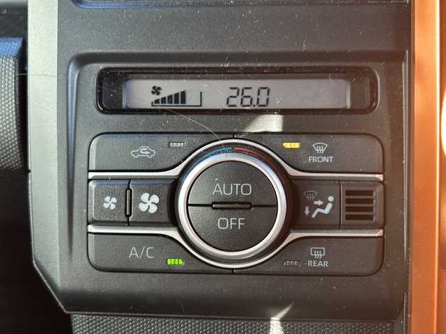 ダイハツ タフト G 鳥取県 2023(令5)年 1.2万km サンドベージュメタリック スマートアシスト/（全車標準装備、衝突回避支援ブレーキ機能など）/電動パーキングブレーキ/ステレオカメラ（新開発）/夜間歩行者検知機能/プッシュボタンスタート、キーフリーシステム/シートヒーター（運転席・助手席）/オートエアコン/電動格納ミラー/ガラスルーフ/LEDヘッドランプ/LEDフォグランプ/9インチスマホ連携ディスプレイオーディオ/ドラレコ/ETC