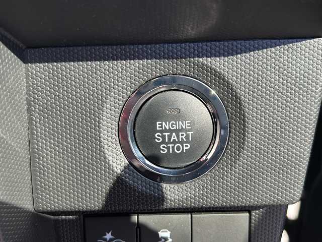 ダイハツ タフト G 鳥取県 2023(令5)年 1.2万km サンドベージュメタリック スマートアシスト/（全車標準装備、衝突回避支援ブレーキ機能など）/電動パーキングブレーキ/ステレオカメラ（新開発）/夜間歩行者検知機能/プッシュボタンスタート、キーフリーシステム/シートヒーター（運転席・助手席）/オートエアコン/電動格納ミラー/ガラスルーフ/LEDヘッドランプ/LEDフォグランプ/9インチスマホ連携ディスプレイオーディオ/ドラレコ/ETC