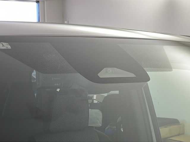 トヨタ ノア ハイブリッド S－Z 栃木県 2024(令6)年 0.4万km メタルストリームM 純正ナビ/（BT/CD/DVD/フルセグ/AM/FM/ミラーリング）/衝突軽減システム/全周囲カメラ/車線逸脱抑制機能/横滑り防止/レーダークルーズコントロール/後席モニター/パーキングサポート/クリアランナソー/ブラインドスポットモニター/両側パワースライドドア/インテリジェントルームミラー/シートヒーター/ステアリングヒーター/ビルトインETC2.0/ドライブレコーダー/純正アルミホイール/プッシュスタート/スマートキー