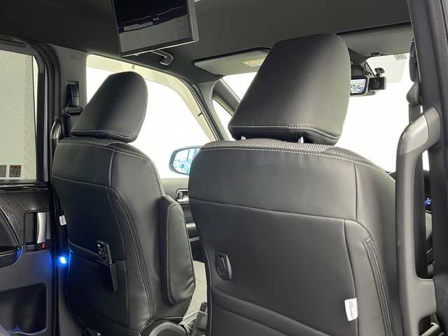 トヨタ ノア ハイブリッド S－Z 栃木県 2024(令6)年 0.4万km メタルストリームM 純正ナビ/（BT/CD/DVD/フルセグ/AM/FM/ミラーリング）/衝突軽減システム/全周囲カメラ/車線逸脱抑制機能/横滑り防止/レーダークルーズコントロール/後席モニター/パーキングサポート/クリアランナソー/ブラインドスポットモニター/両側パワースライドドア/インテリジェントルームミラー/シートヒーター/ステアリングヒーター/ビルトインETC2.0/ドライブレコーダー/純正アルミホイール/プッシュスタート/スマートキー