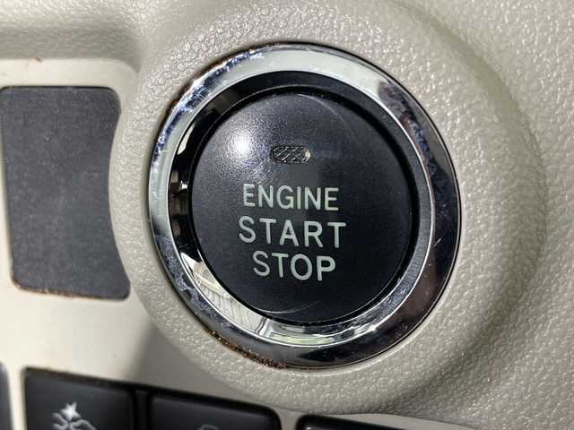 トヨタ パッソ X Lパッケージ 福岡県 2018(平30)年 4.9万km ブラックマイカメタリック 社外メモリナビ/・CD/DVD/BT/フルセグTV/・バックモニター/トヨタセーフティセンス/・プリクラッシュセーフティ/・レーンディパーチャーアラート/・オートハイビーム/クリアランスソナー/ドライブレコーダー前後/ETC/スマートキー/・プッシュスタート/オートライト/ステアリングリモコン/アイドリングストップ/電動格納ミラー/フロアマット/ドアバイザー