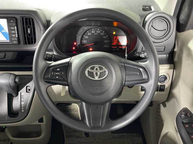 トヨタ パッソ X Lパッケージ 福岡県 2018(平30)年 4.9万km ブラックマイカメタリック 社外メモリナビ/・CD/DVD/BT/フルセグTV/・バックモニター/トヨタセーフティセンス/・プリクラッシュセーフティ/・レーンディパーチャーアラート/・オートハイビーム/クリアランスソナー/ドライブレコーダー前後/ETC/スマートキー/・プッシュスタート/オートライト/ステアリングリモコン/アイドリングストップ/電動格納ミラー/フロアマット/ドアバイザー