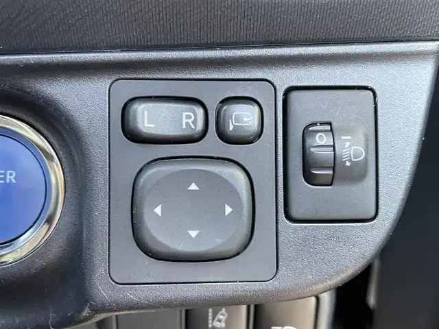 トヨタ アクア G 新潟県 2019(平31)年 8.1万km ブラックマイカ メモリナビ/バックカメラ/純正ホイール冬タイヤ/ウィンカーミラー/クルーズコントロール/ドアバイザー/プッシュスタート/ETC/フロアマット/走行モード/レベライザー/Bluetooth/ステアリングスイッチ/スペアキー1個