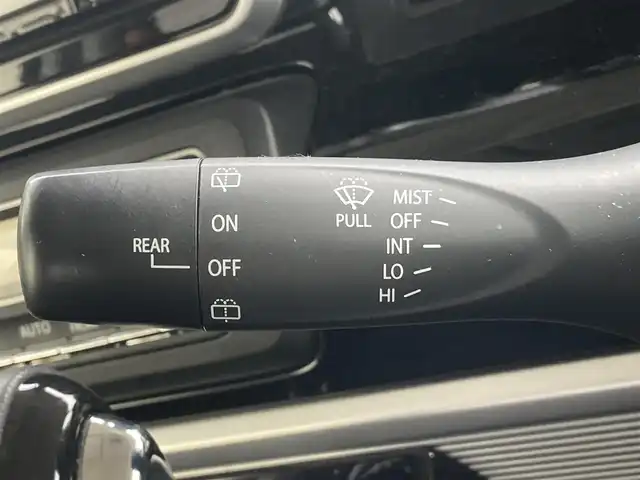 スズキ スペーシア カスタム HYBRID XS 島根県 2019(平31)年 6.2万km ピュアホワイトP 〇社外ナビ/〇フルセグTV/○Bluetooth/〇パワースライドドア（両側）/〇バックカメラ/〇ETC/〇ドライブレコーダー/〇セーフティサポート/〇デュアルセンサーブレーキサポート/○LEDヘッドライト/〇オートライト/〇リアサーキュレーター/〇オートエアコン/〇シートヒーター/〇キーレスプッシュスタート/〇禁煙車