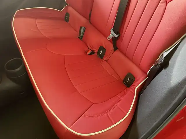 ＭＩＮＩ ミニ クーパー D 兵庫県 2019(平31)年 2.1万km 赤 純正ナビ/バックカメラ/社外フルセグTV/社外DVD/ETC/LEDヘッドライト/ドライブレコーダー/スマートキー/シートカバー