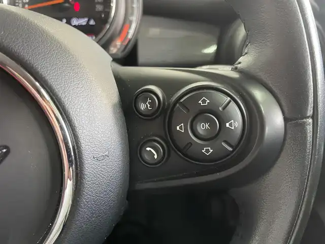 ＭＩＮＩ ミニ クーパー D 兵庫県 2019(平31)年 2.1万km 赤 純正ナビ/バックカメラ/社外フルセグTV/社外DVD/ETC/LEDヘッドライト/ドライブレコーダー/スマートキー/シートカバー