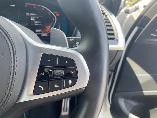 ＢＭＷ Ｘ３ 20d xDrive Mスポーツ 福岡県 2020(令2)年 2.6万km アルピンホワイトⅢ ・アダプティブクルーズコントロール/・純正ＨＤＤナビ／ＵＳＢ／Ｂｌｕｅｔｏｏｔｈ／ＡｐｐｌｅＣａｒＰｌａｙ/・全方位カメラ/・ハーフレザーシート／シートヒーター/・ＥＴＣ/・前後ドライブレコーダー/・純正１９ＡＷ/・プッシュスタート/・パーキングアシスト/・アイドリングストップ/・スマートキー/・フルフラットシート/・レーンキープアシスト/・オートライト/・LEDライト/・ヘッドアップディスプレイ/・ワイヤレス充電