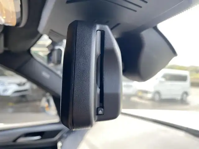 ＢＭＷ Ｘ３ 20d xDrive Mスポーツ 福岡県 2020(令2)年 2.6万km アルピンホワイトⅢ ・アダプティブクルーズコントロール/・純正ＨＤＤナビ／ＵＳＢ／Ｂｌｕｅｔｏｏｔｈ／ＡｐｐｌｅＣａｒＰｌａｙ/・全方位カメラ/・ハーフレザーシート／シートヒーター/・ＥＴＣ/・前後ドライブレコーダー/・純正１９ＡＷ/・プッシュスタート/・パーキングアシスト/・アイドリングストップ/・スマートキー/・フルフラットシート/・レーンキープアシスト/・オートライト/・LEDライト/・ヘッドアップディスプレイ/・ワイヤレス充電