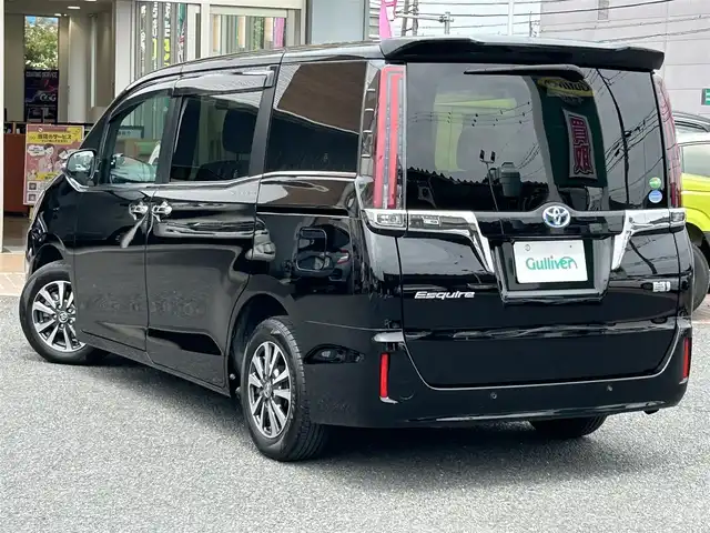 トヨタ エスクァイア ハイブリッド Gi 埼玉県 2021(令3)年 7.3万km ブラック ワンオーナー/両側パワスラ/純正ナビ/・NSZT-Y68T/・バックカメラ/・フルセグ/・CD、DVD/・Bluetooth/ETC/前席シートヒーター/USB充電ポート×４/nanoeデュアルエアコン/社外スピーカー/クルコン