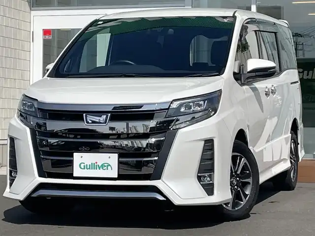 トヨタ ノア Si ダブルバイビー 道央・札幌 2018(平30)年 6万km ホワイトパールクリスタルシャイン 4WD/寒冷地仕様/ワンオーナー/アルパイン9インチナビ・フルセグTV/CD・DVD・Bluetooth/バックカメラ/合皮コンビシート/両側パワースライドドア/セーフティセンス/プリクラッシュセーフティ/レーンディパーチャーアラート/オートマチックハイビーム/クルーズコントロール/ワイパーデアイサー/エンジンスターター/LEDヘッドライト/LEDフォグランプ/純正16インチアルミ/スペアキー/保証書・取説書