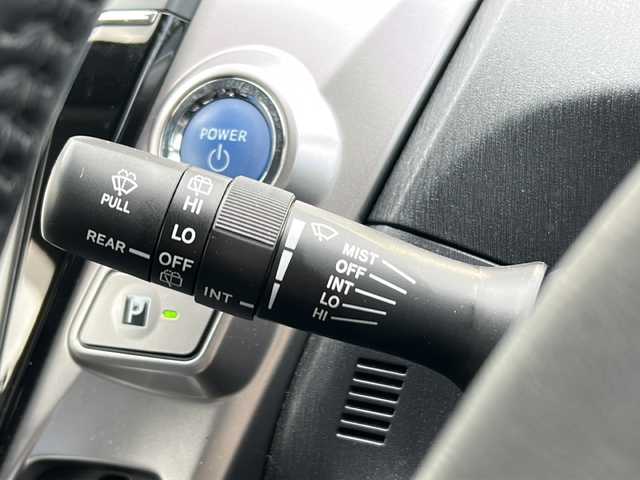 トヨタ プリウス α S ツーリングセレクション 茨城県 2017(平29)年 4.3万km ホワイトパールクリスタルシャイン トヨタセーフティセンス/純正9インチSDナビ/BT/CD/DVD/SD/レーダークルーズコントロール/バックカメラ/LEDオートライト/オートマチックハイビーム/純正17インチアルミホイール/スマートキー/ETC/フルセグTV/純正フロアマット/前後コーナーセンサー/横滑り防止装置/レーンキープアシスト/衝突被害軽減システム/禁煙車