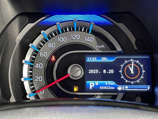 スズキ ハスラー HYBRID X 愛知県 2020(令2)年 4.4万km フェニックスレッドパール/ガンメタリック2トーンルーフ 純正９インチナビ/・Apple CarPlay/Android Auto/・フルセグTV/・CD/DVD再生/・Bluetooth/アラウンドビューモニター/シートヒーター/衝突軽減ブレーキ（デュアルカメラブレーキサポート）/コーナーセンサー/純正フロアマット/ＬＥＤヘッドライト/ＵＳＢ充電/アイドリングストップ
