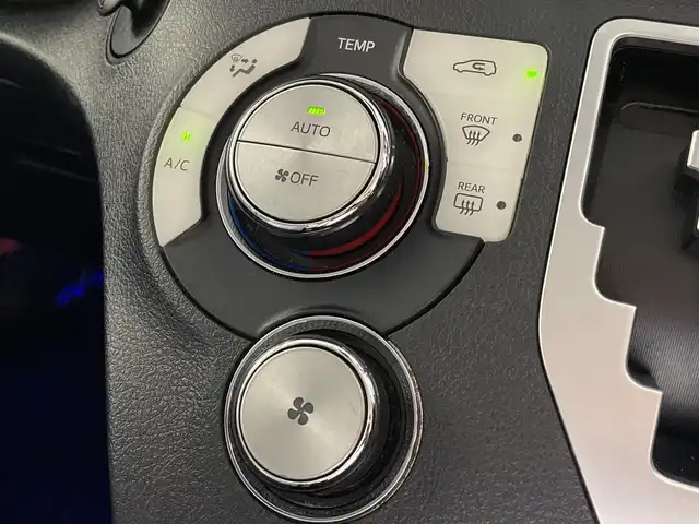 トヨタ シエンタ G 福岡県 2020(令2)年 5.2万km ヴィンテージブラウンパールクリスタルシャイン 社外メモリナビ/フルセグテレビ/バックカメラ/プッシュスタート/両側パワースライドドア/ETC/衝突被害軽減システム/オートマチックハイビーム
