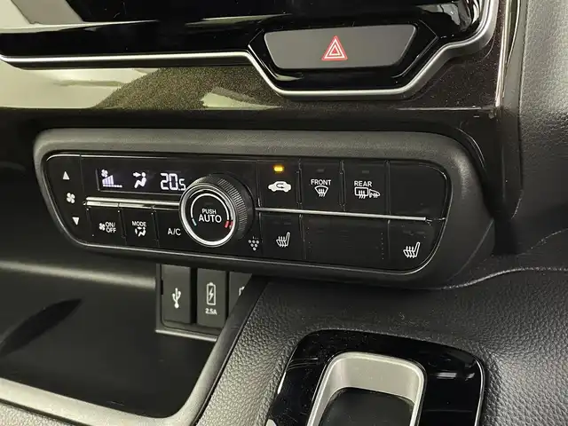 ホンダ Ｎ ＢＯＸ カスタム G L ターボ ホンダセンシング 宮城県 2017(平29)年 3.9万km ルナシルバーM 純正ナビ /両側パワースライドドア /アダプティブクルーズコントロール /衝突軽減ブレーキ /路外逸脱抑制機能　/シートヒーター　/フルセグTV /Bluetoothオーディオ　/バックモニター /ETC /前後ドライブレコーダー /LEDヘッドライト/シーケンシャルターンシグナル/ハーフレザー/純正15インチAW/禁煙車