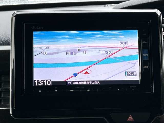 ホンダ Ｎ ＢＯＸ カスタム G L ターボ ホンダセンシング 京都府 2017(平29)年 3.9万km ルナシルバーM 純正ナビ /両側パワースライドドア /アダプティブクルーズコントロール /衝突軽減ブレーキ /路外逸脱抑制機能　/シートヒーター　/フルセグTV /Bluetoothオーディオ　/バックモニター /ETC /前後ドライブレコーダー /LEDヘッドライト/シーケンシャルターンシグナル/ハーフレザー/純正15インチAW/禁煙車