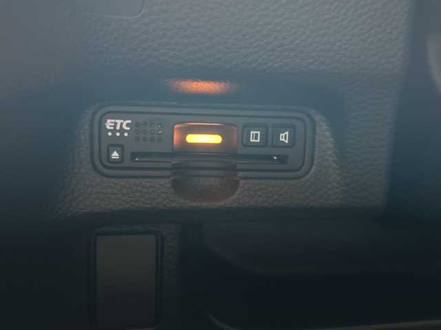 ホンダ Ｎ ＢＯＸ カスタム G L ターボ ホンダセンシング 京都府 2017(平29)年 3.9万km ルナシルバーM 純正ナビ /両側パワースライドドア /アダプティブクルーズコントロール /衝突軽減ブレーキ /路外逸脱抑制機能　/シートヒーター　/フルセグTV /Bluetoothオーディオ　/バックモニター /ETC /前後ドライブレコーダー /LEDヘッドライト/シーケンシャルターンシグナル/ハーフレザー/純正15インチAW/禁煙車