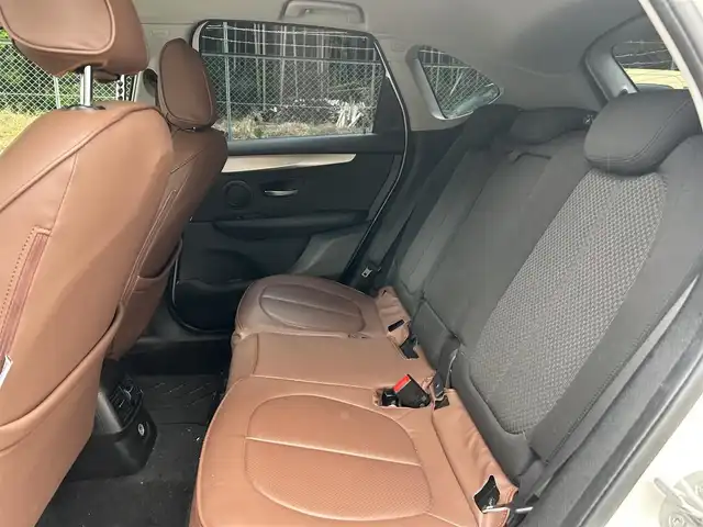 ＢＭＷ ２１８ｄ アクティブツアラー 大阪府 2016(平28)年 7.5万km 白 純正ナビ/バックカメラ/純正16インチAW/AUX/USB/Bluetooth/クリアランスソナー/ETC