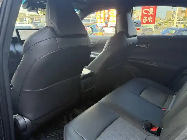 トヨタ ハリアー G 香川県 2024(令6)年 1万km プレシャスブラックパール ワンオーナー/12.3インチディスプレイオーディオ/（コネクティッドナビ対応）/バックカメラ/デジタルインナーミラー/トヨタセーフティセンス/プリクラッシュセーフティ/オートハイビーム/レーンキープ/ハーフレザーシート/パワーシート/クリアランスソナー/LEDヘッドライト/レーダー/スマートキー/ビルトインETC/純正マット