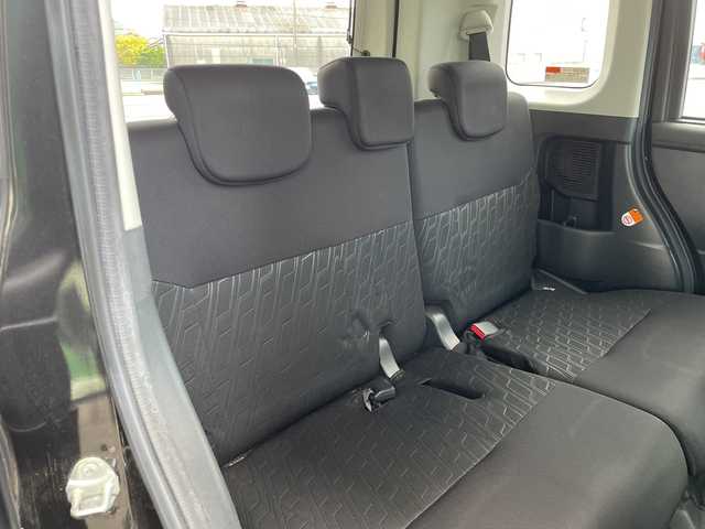 トヨタ ルーミー カスタムG S 福岡県 2017(平29)年 5.1万km ブラックマイカメタリック 社外７型メモリナビ/フルセグＴＶ/バックカメラ/両側パワースライドドア/クルーズコントロール/ＥＴＣ/コーナーセンサー/純正１４インチアルミホイール/ＬＥＤヘッドライト/オートライト/エアロパーツ/プッシュスタート/スマートキー