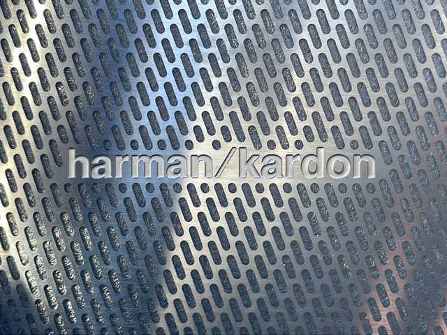 ボルボ Ｖ９０ 岩手県 2021(令3)年 4.2万km 白 harman/kardonサウンドシステム ヘッドアップディスプレイ/アダプティブクルーズコントロール レーンキープアシスト BLIS/全方位カメラ　レザーシート　シートベンチレーション　シートヒーター　メモリ機能付きパワーシート　LEDヘッドライト スマートキー/パワーバックドア 純正19インチAW ステアリングスイッチ 液晶メーターパネル ワイヤレスチャージング ステアリングヒーター　