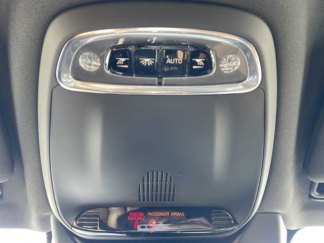 ボルボ Ｖ９０ 岩手県 2021(令3)年 4.2万km 白 harman/kardonサウンドシステム ヘッドアップディスプレイ/アダプティブクルーズコントロール レーンキープアシスト BLIS/全方位カメラ　レザーシート　シートベンチレーション　シートヒーター　メモリ機能付きパワーシート　LEDヘッドライト スマートキー/パワーバックドア 純正19インチAW ステアリングスイッチ 液晶メーターパネル ワイヤレスチャージング ステアリングヒーター　