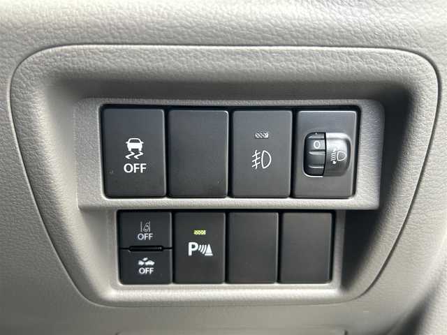 スズキ エブリイ JOIN 愛知県 2025(令7)年 0.3万km モスグレーメタリック /ワンオーナー//4WD//純正ディスプレイオーディオ//FM/AM/BT/USB//バックカメラ//ETC//横滑り防止装置//レーンアシスト//衝突被害軽減システム//クリアランスソナー//光軸調整ダイヤル//リヤヒーター//シートヒーター(D)//サイドアンダーミラー//電格ミラー//純正LEDオートライト//フロントフォグランプ//純正ホイールキャップ//純正フロアマット//純正ドアバイザー//バニティミラー//イモビライザー//ダブルエアバック//リモコンキー//スペアキー1本//取扱説明書//ディスプレイオーディオ説明書//保証書