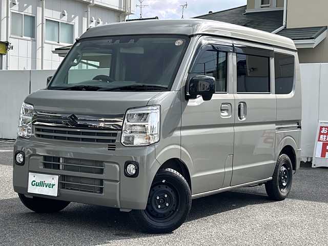 スズキ エブリイ JOIN 愛知県 2025(令7)年 0.3万km モスグレーメタリック /ワンオーナー//4WD//純正ディスプレイオーディオ//FM/AM/BT/USB//バックカメラ//ETC//横滑り防止装置//レーンアシスト//衝突被害軽減システム//クリアランスソナー//光軸調整ダイヤル//リヤヒーター//シートヒーター(D)//サイドアンダーミラー//電格ミラー//純正LEDオートライト//フロントフォグランプ//純正ホイールキャップ//純正フロアマット//純正ドアバイザー//バニティミラー//イモビライザー//ダブルエアバック//リモコンキー//スペアキー1本//取扱説明書//ディスプレイオーディオ説明書//保証書
